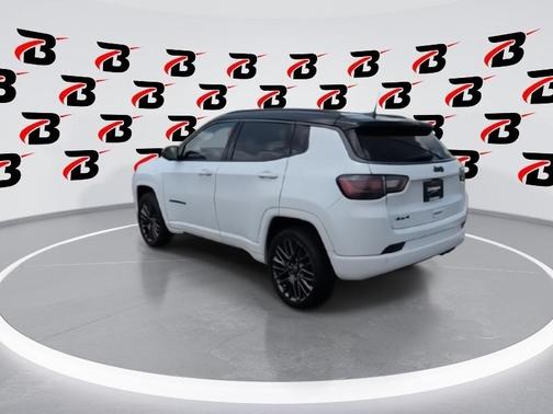 2022 Jeep Compass Altitude