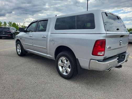 Bright Silver Clearcoat Metallic 2016 RAM 1500 Big Horn