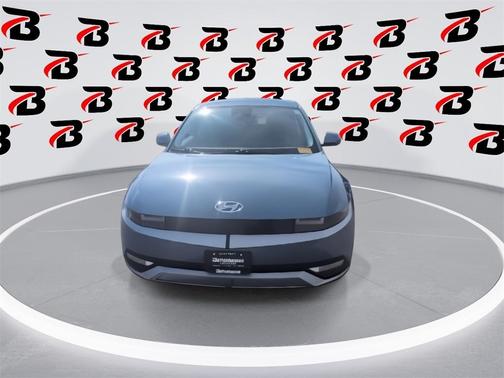 2022 Hyundai IONIQ 5 SE