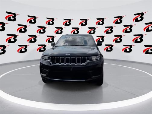 2025 Jeep Grand Cherokee Laredo X