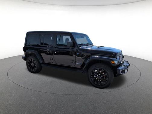 Black Clearcoat 2025 Jeep Wrangler 4xe Sahara