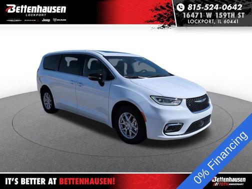 2026 Chrysler Pacifica Select