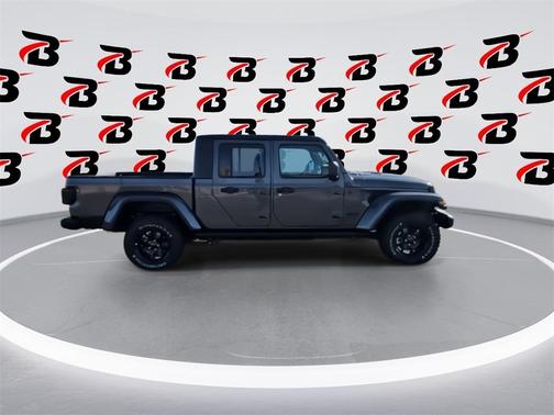 2026 Jeep Gladiator Sport