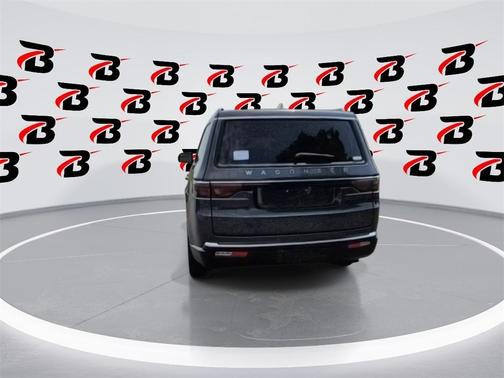 2025 Jeep Wagoneer Base