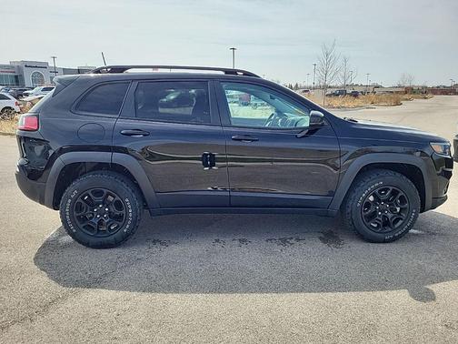 Diamond Black 2022 Jeep Cherokee X