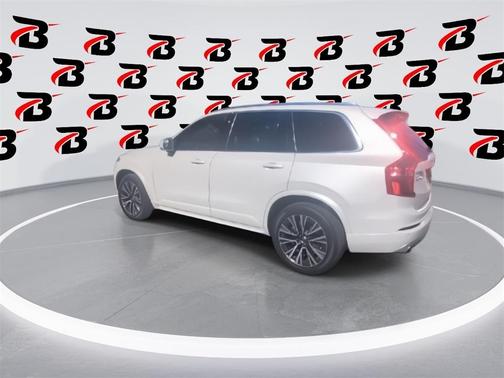 2020 Volvo XC90 T6 Momentum 6 Passenger