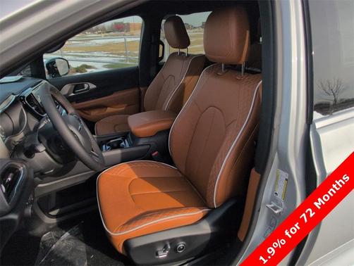 2026 Chrysler Pacifica Pinnacle