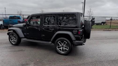 2025 Jeep Wrangler 4xe Sport