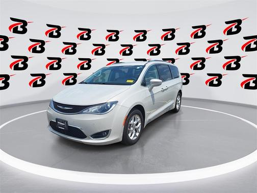 2019 Chrysler Pacifica Touring-L Plus