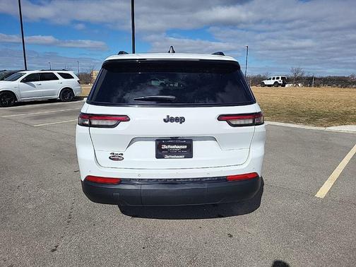 2023 Jeep Grand Cherokee L Laredo