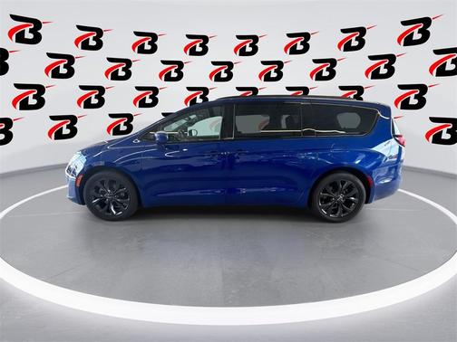 2020 Chrysler Pacifica Touring-L Plus