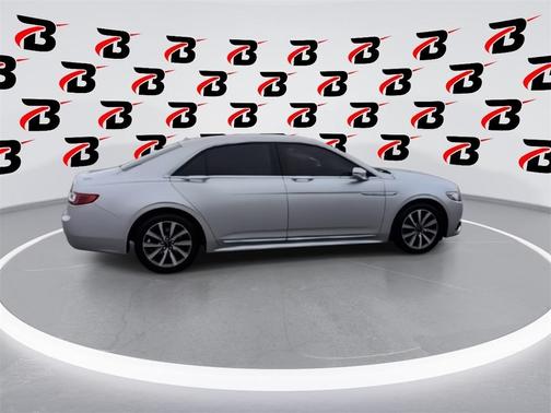 2017 Lincoln Continental Premier