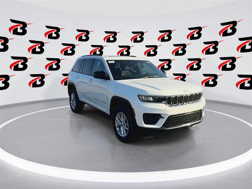 2025 Jeep Grand Cherokee Laredo X