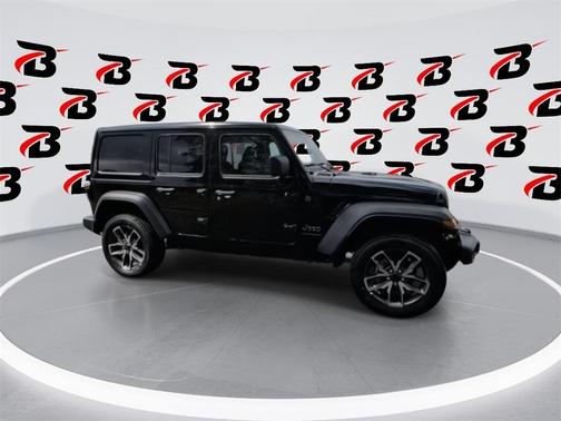 2025 Jeep Wrangler 4xe Sport