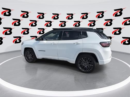 2022 Jeep Compass Altitude