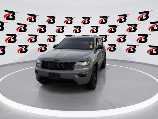 2019 Jeep Grand Cherokee Laredo