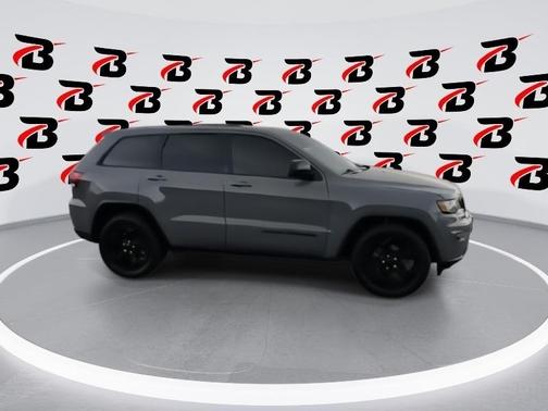 2019 Jeep Grand Cherokee Laredo