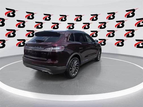 2020 Lincoln Nautilus Reserve