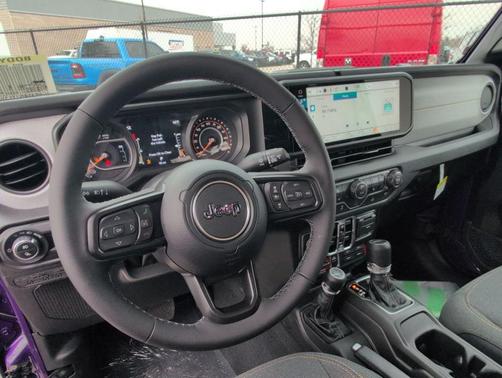 2026 Jeep Gladiator Sport