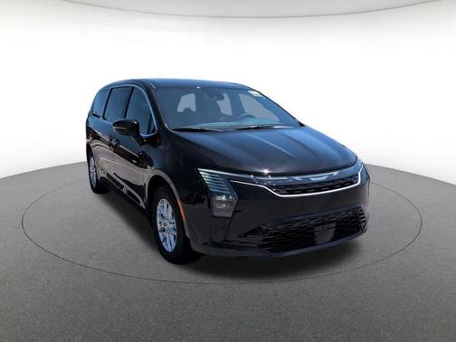 Diamond 2027 Chrysler Pacifica SELECT