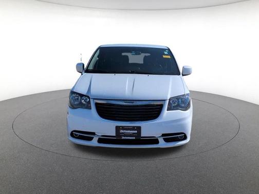2015 Chrysler Town & Country S