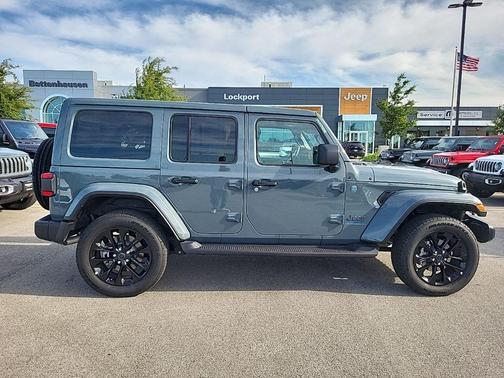 Anvil Clearcoat 2025 Jeep Wrangler 4xe Sahara