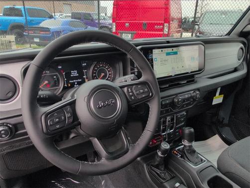 2026 Jeep Gladiator Sport