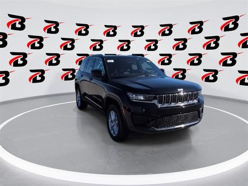2025 Jeep Grand Cherokee Laredo X