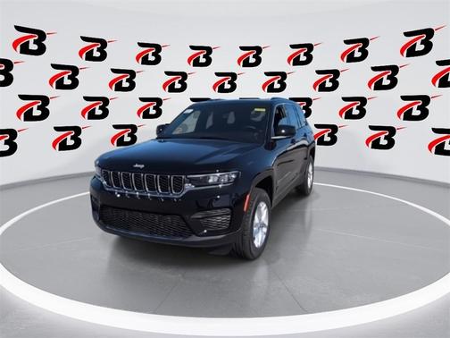2025 Jeep Grand Cherokee Laredo X