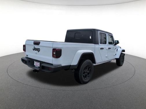 Bright White Clearcoat 2021 Jeep Gladiator Sport
