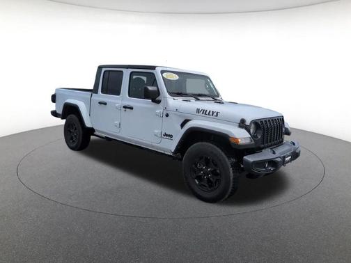 Bright White Clearcoat 2021 Jeep Gladiator Sport