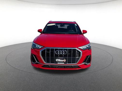 2022 Audi Q3 45 S line Premium