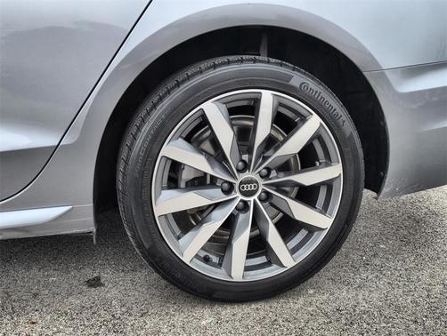 2022 Audi A4 40 Premium Plus