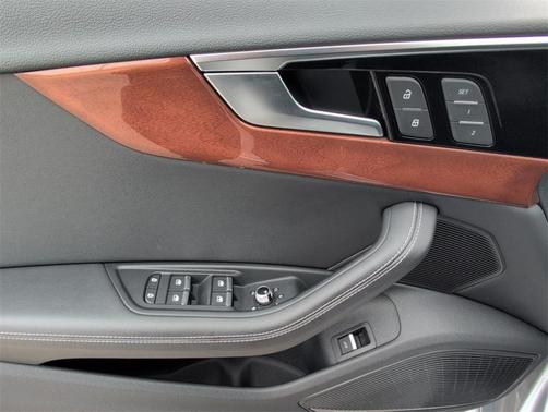 2022 Audi A4 40 Premium Plus