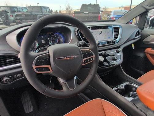 2026 Chrysler Pacifica Pinnacle