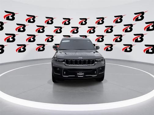 2022 Jeep Grand Cherokee L Overland