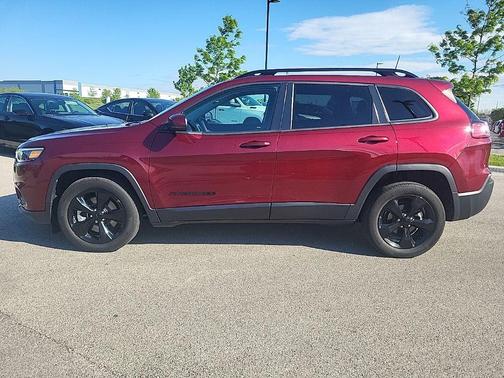Velvet Red Pearlcoat 2021 Jeep Cherokee Latitude Plus