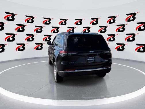 2025 Jeep Grand Cherokee Laredo X