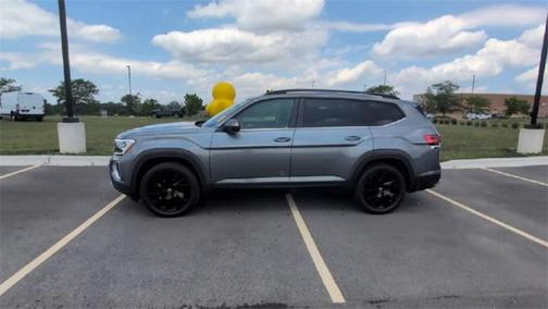 2024 Volkswagen Atlas 2.0T SE