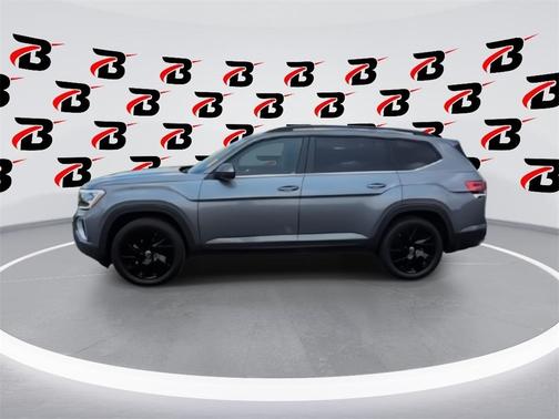 2024 Volkswagen Atlas 2.0T SE
