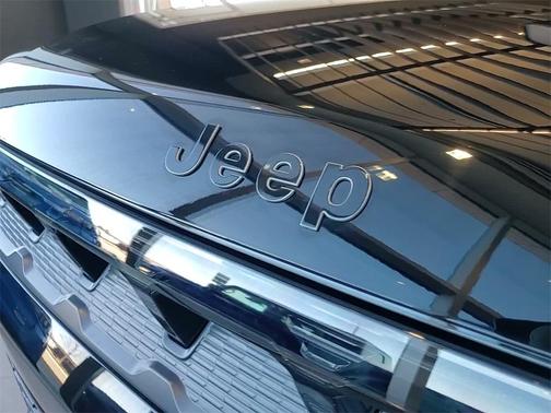 2026 Jeep Grand Wagoneer 