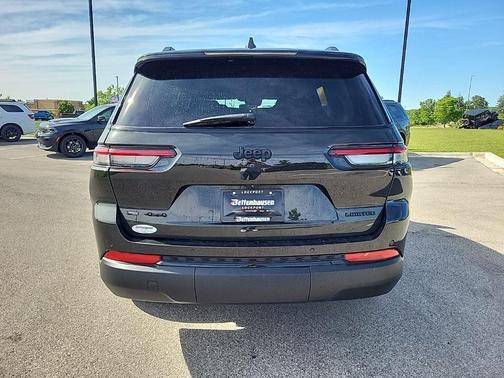 Rocky Mountain Pearlcoat 2023 Jeep Grand Cherokee L Limited