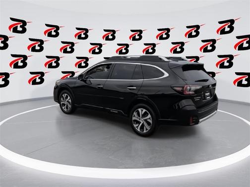2022 Subaru Outback Touring