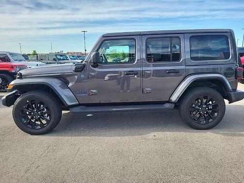 Granite Crystal Clearcoat Metallic 2025 Jeep Wrangler 4xe Sahara