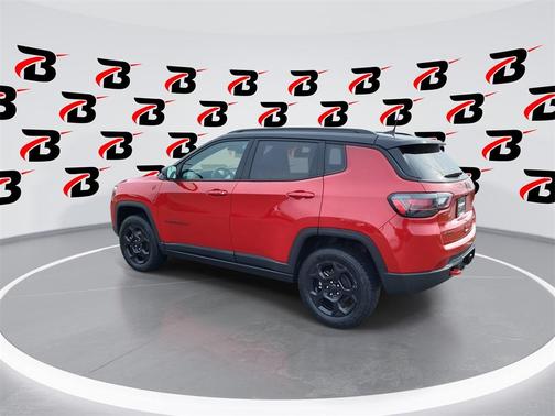 2023 Jeep Compass Trailhawk