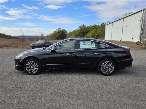 2024 Hyundai SONATA Hybrid SEL