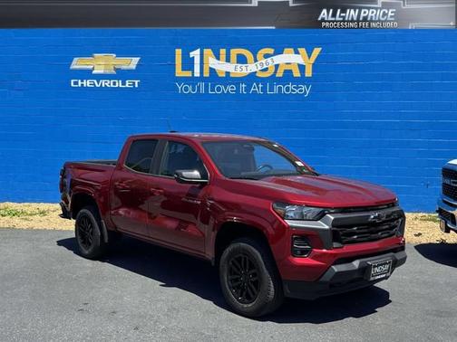 Radiant Red Tintcoat 2024 Chevrolet Colorado LT