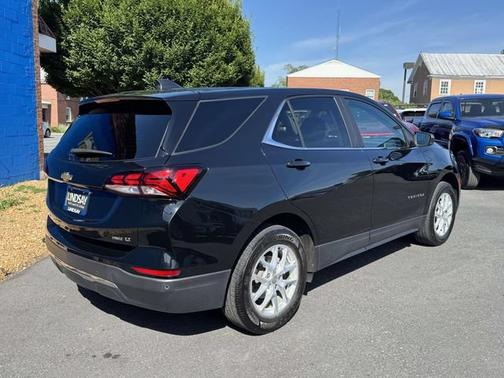 Mosaic Black Metallic 2024 Chevrolet Equinox LT