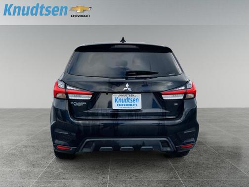 2020 Mitsubishi Outlander Sport SE