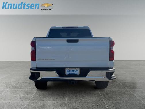 2022 Chevrolet Silverado 1500 WT